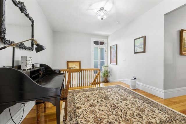 223 N Oregon Street, Yreka, CA 96097