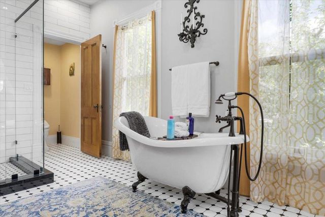 223 N Oregon Street, Yreka, CA 96097