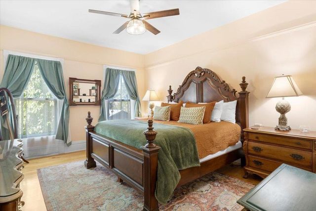 223 N Oregon Street, Yreka, CA 96097