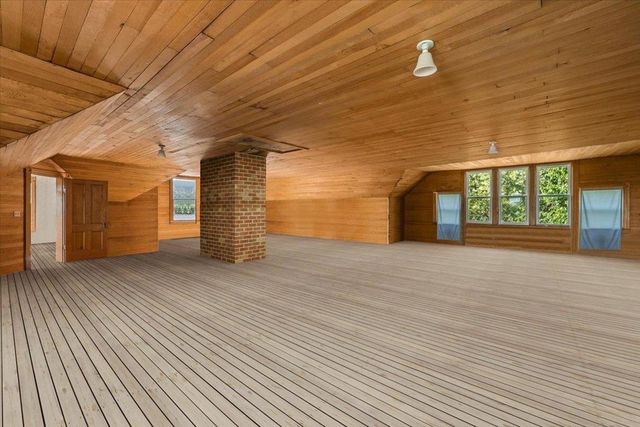 223 N Oregon Street, Yreka, CA 96097