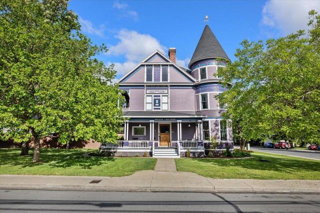 223 N Oregon Street, Yreka, CA 96097