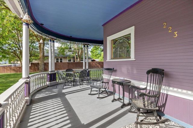 223 N Oregon Street, Yreka, CA 96097