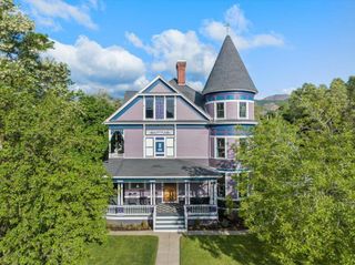 223 N Oregon Street, Yreka, CA 96097