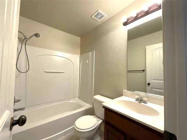 724 Humming Fish Drive, Norman, OK 73069
