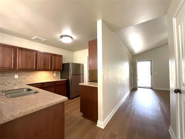 724 Humming Fish Drive, Norman, OK 73069