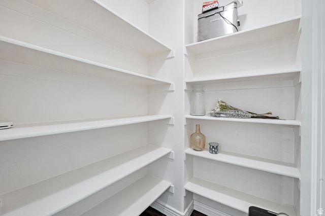 4536 W CAVE RUN LN, South Jordan, UT 84009