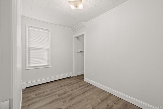 175 Centre Avenue, Lindenhurst, NY 11757