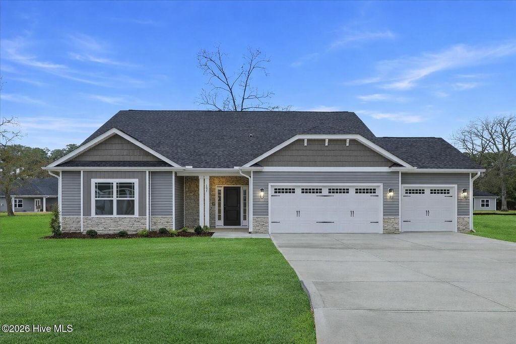 104 Jackson Ridge Way, Pikeville, NC 27863