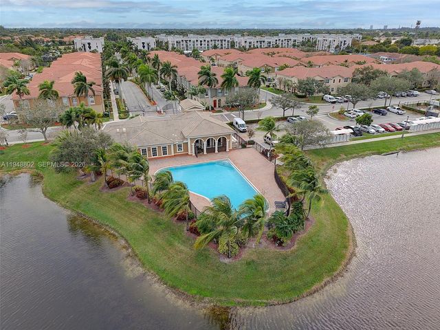 5951 Royal Way, Tamarac, FL 33321