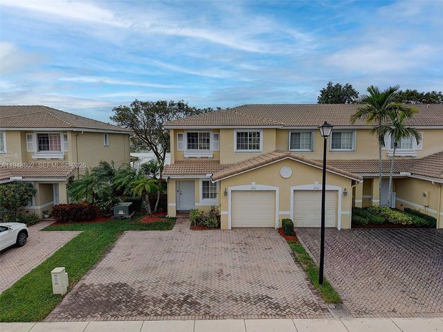 5951 Royal Way, Tamarac, FL 33321