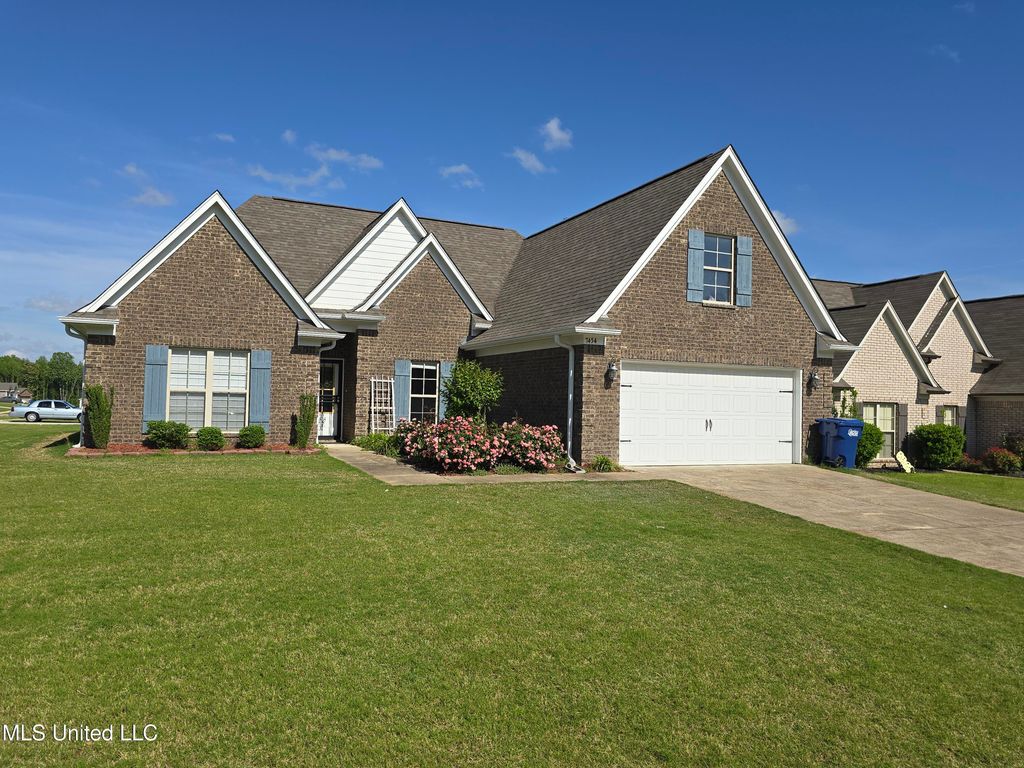7454 Redberry Drive, Horn Lake, MS 38637 — photo 2