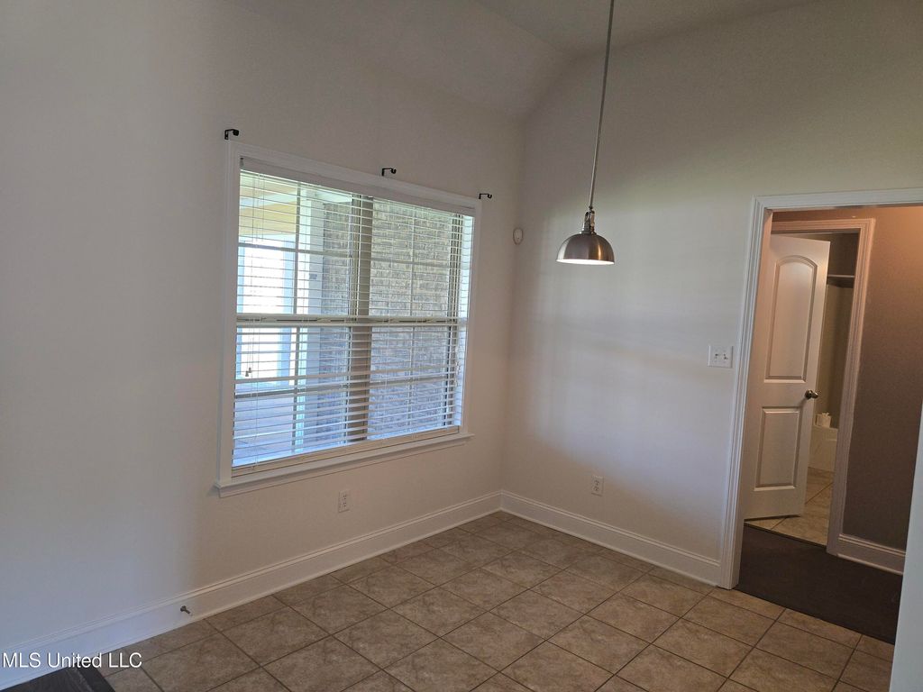 7454 Redberry Drive, Horn Lake, MS 38637 — photo 4