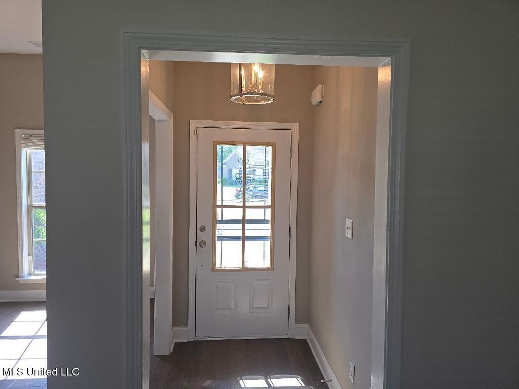 7454 Redberry Drive, Horn Lake, MS 38637 — photo 5