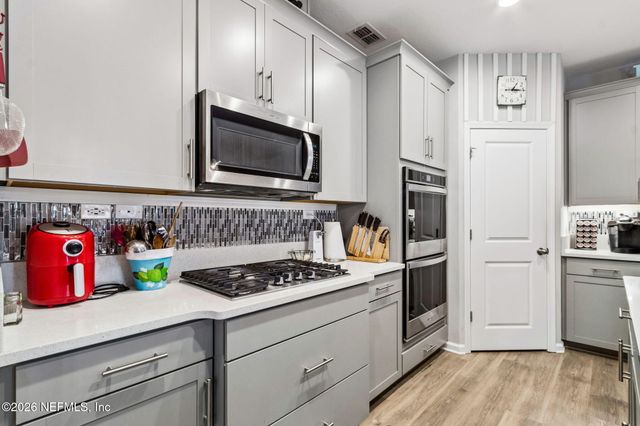 250 DAYDREAM Avenue, Yulee, FL 32097