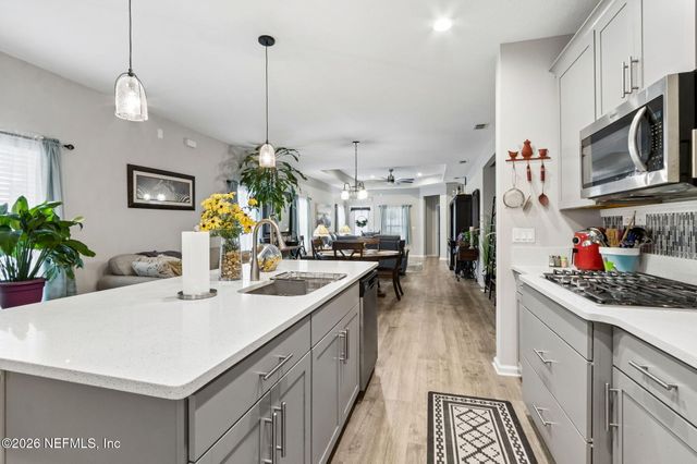 250 DAYDREAM Avenue, Yulee, FL 32097