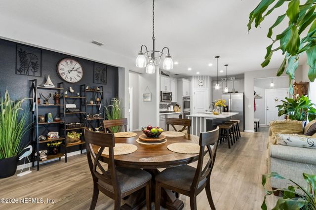 250 DAYDREAM Avenue, Yulee, FL 32097