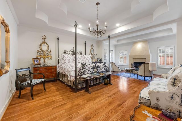 1527 Potomac Drive, Houston, TX 77057