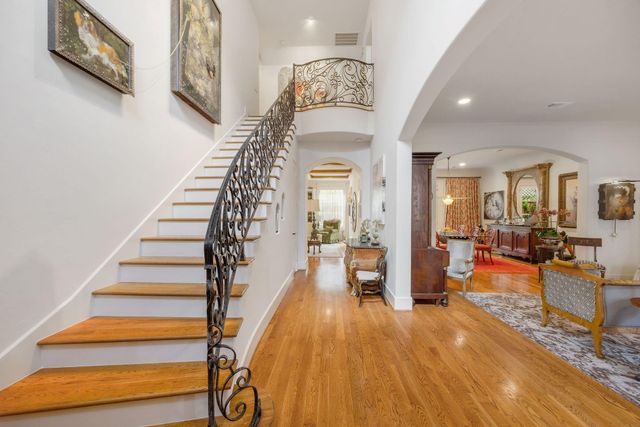 1527 Potomac Drive, Houston, TX 77057