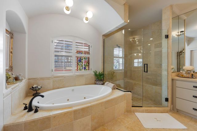 1527 Potomac Drive, Houston, TX 77057