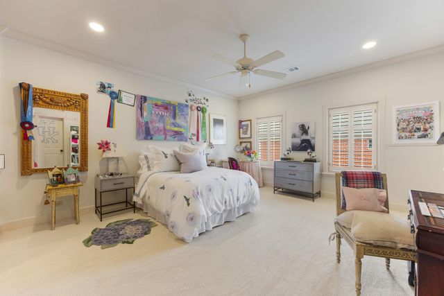 1527 Potomac Drive, Houston, TX 77057