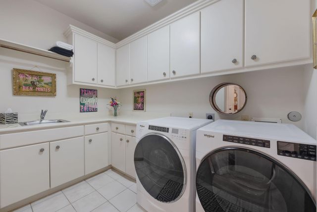 1527 Potomac Drive, Houston, TX 77057