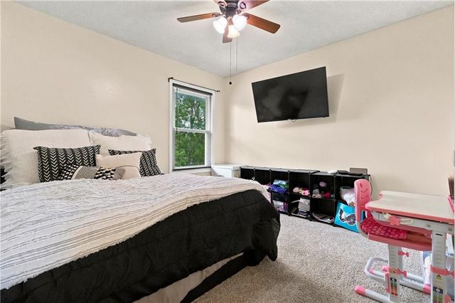 16161 S Mahaffie Street, Olathe, KS 66062