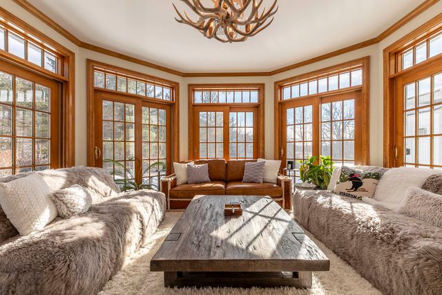 384 Riverbend Drive, Manchester, VT 05254