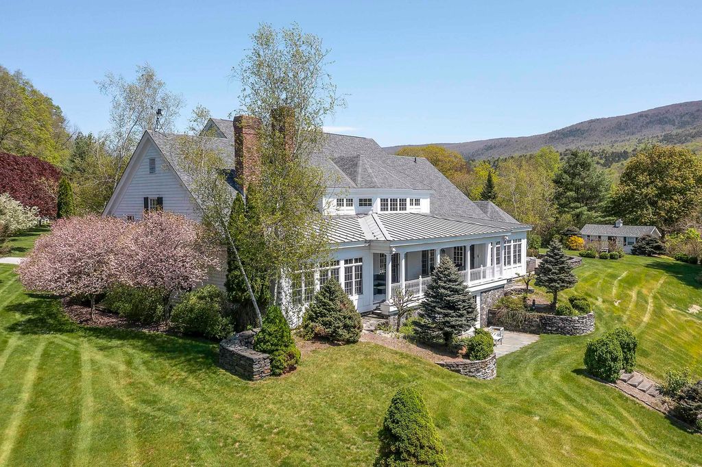 384 Riverbend Drive, Manchester, VT 05254