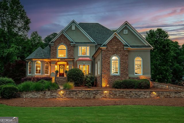 105 Hidden Springs Lane, Peachtree City, GA 30269