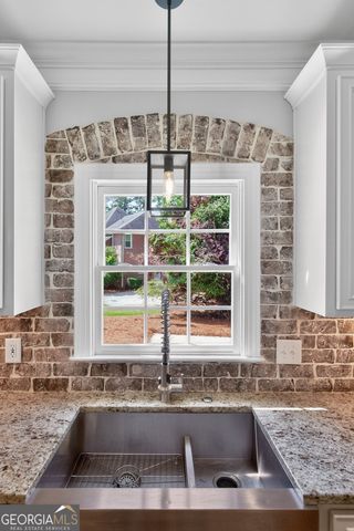 105 Hidden Springs Lane, Peachtree City, GA 30269