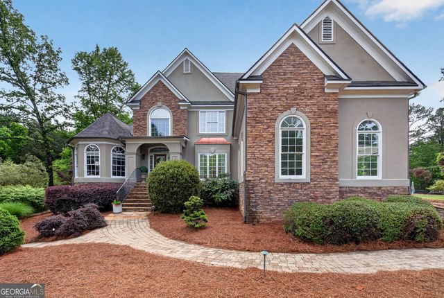105 Hidden Springs Lane, Peachtree City, GA 30269