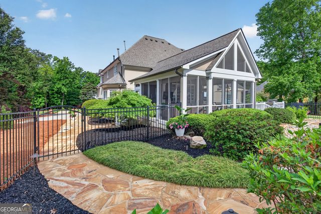 105 Hidden Springs Lane, Peachtree City, GA 30269
