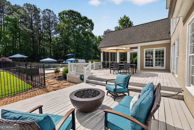 105 Hidden Springs Lane, Peachtree City, GA 30269