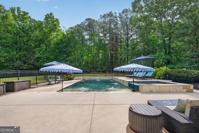 105 Hidden Springs Lane, Peachtree City, GA 30269