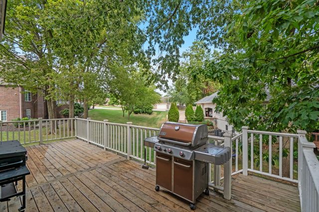 2118 S Forrest Heights Avenue, Springfield, MO 65809