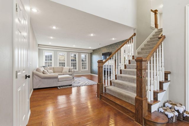 2118 S Forrest Heights Avenue, Springfield, MO 65809