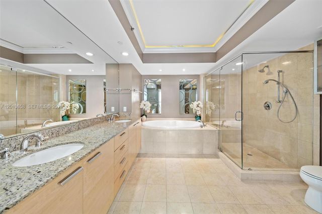 1830 S Ocean Drive 1701, Hallandale Beach, FL 33009