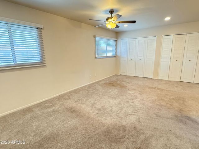 6742 N 43rd Avenue, Glendale, AZ 85301