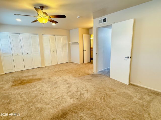 6742 N 43rd Avenue, Glendale, AZ 85301