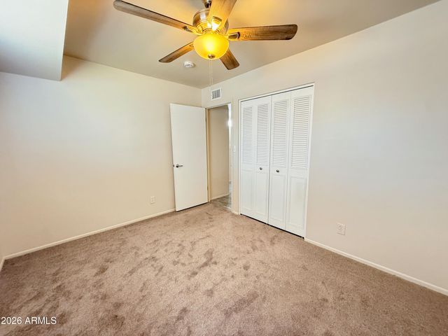 6742 N 43rd Avenue, Glendale, AZ 85301