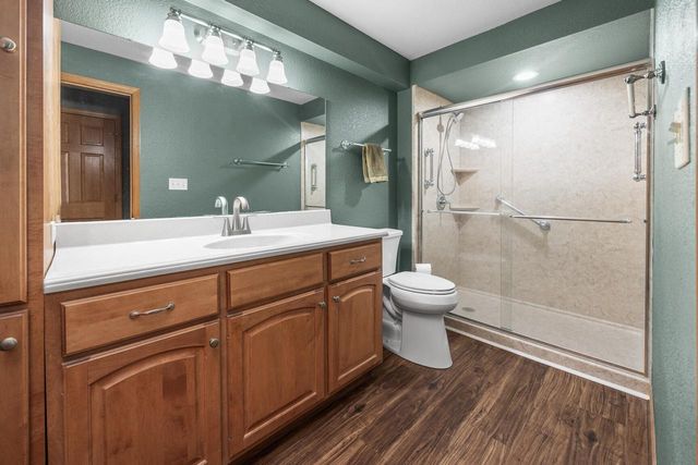 W171N5517 Autumn View LANE, Menomonee Falls, WI 53051