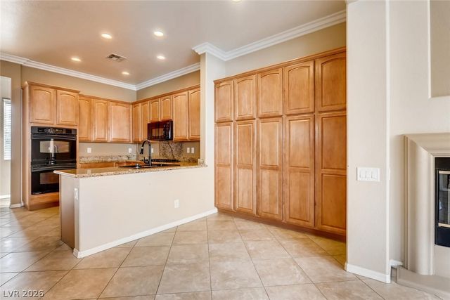 2458 Craigie Castle Street, Henderson, NV 89044