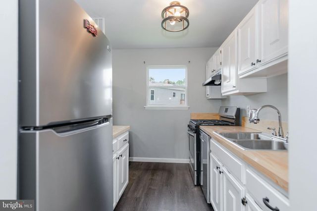 5625 ROUNDTREE DR, Woodbridge, VA 22193