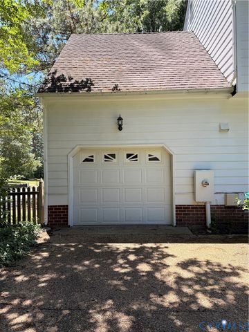 11300 Crown Grant Ct, Richmond, VA 23233