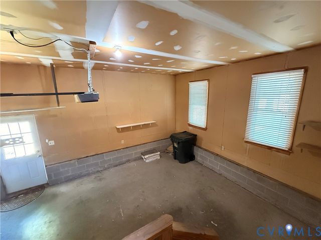 11300 Crown Grant Ct, Richmond, VA 23233