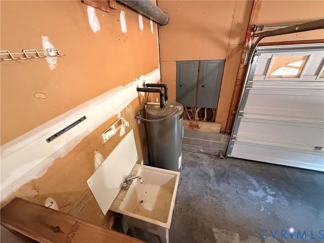 11300 Crown Grant Ct, Richmond, VA 23233