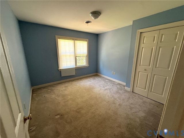 11300 Crown Grant Ct, Richmond, VA 23233