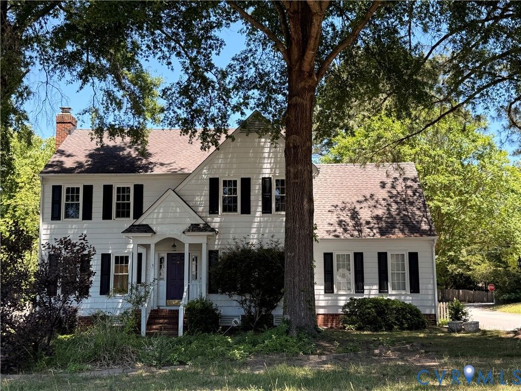11300 Crown Grant Ct, Richmond, VA 23233