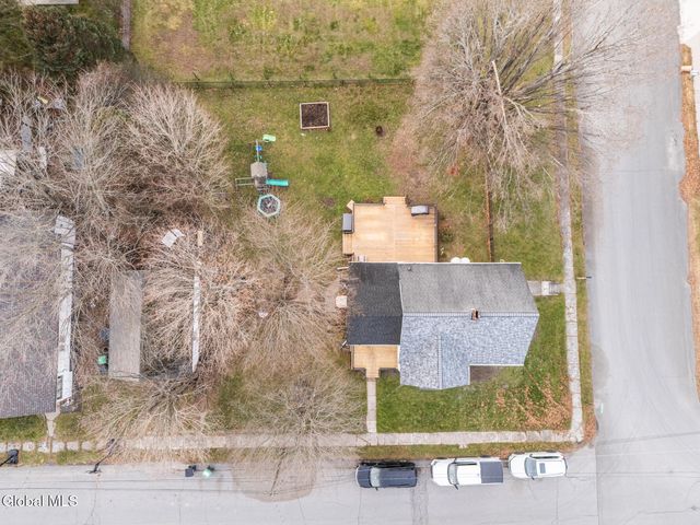 8 Hemstreet Avenue, Schaghticoke, NY 12118