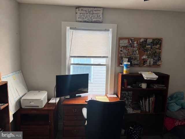 5806 FIELD PL NE, Washington, DC 20019